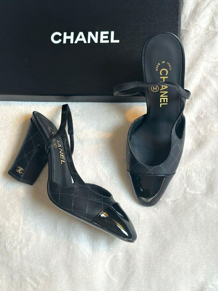 Heel sandals