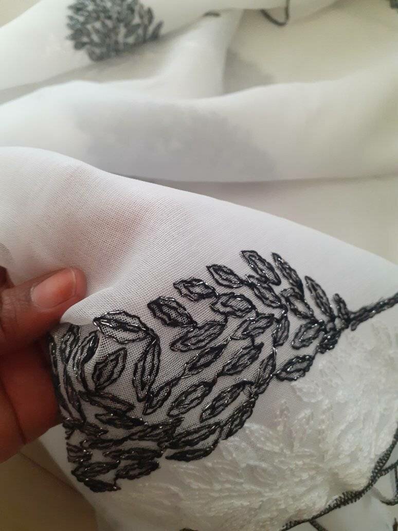 BEAUTIFUL KITCHEN CURTAINS 