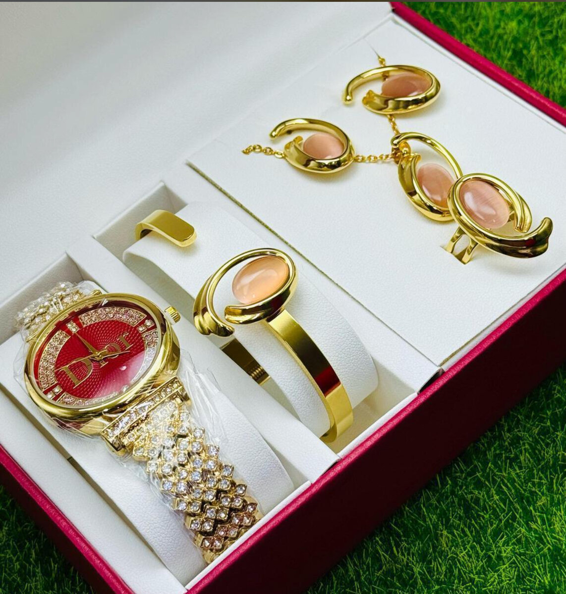 Ensemble Cadeau Montre et Bijoux