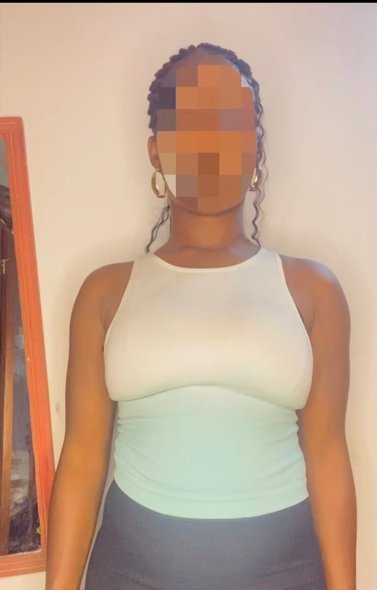 Lot de débardeurs colorés