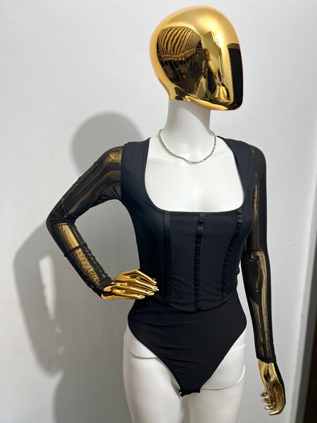 Body noir manches longues