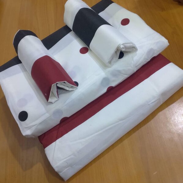 Double size bedsheets with pillow cases