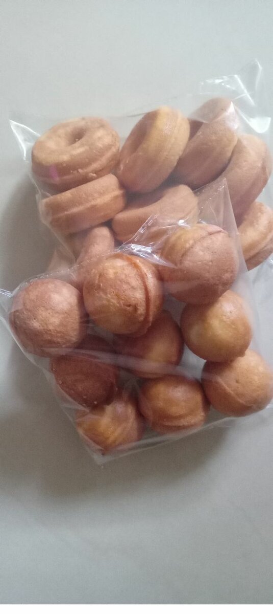 Donut,boule de neige mouelleux