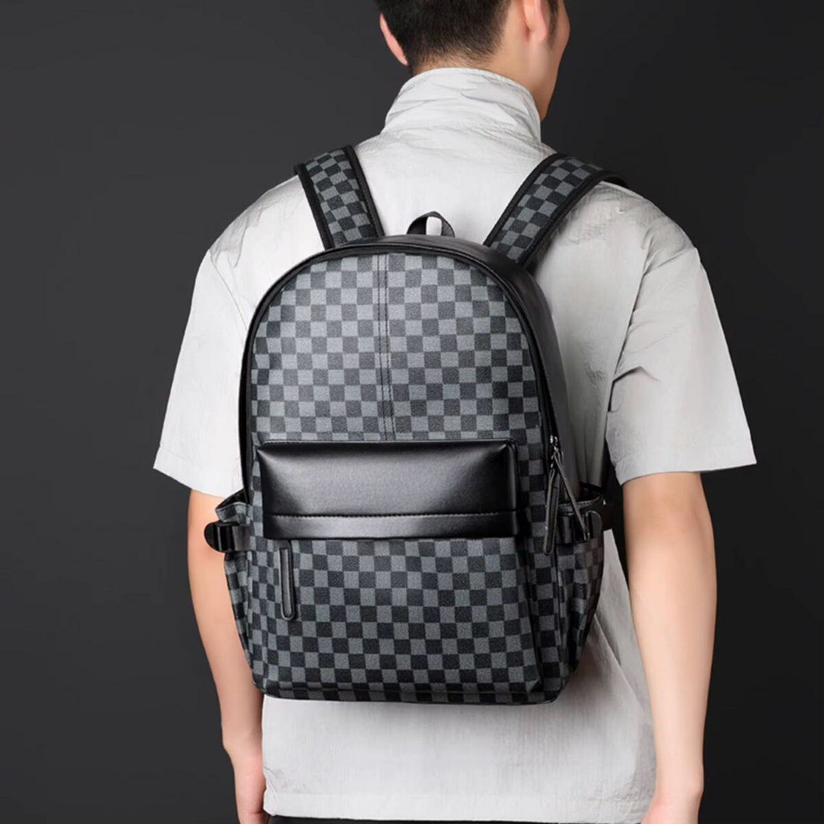 Sac à dos chic à carreaux