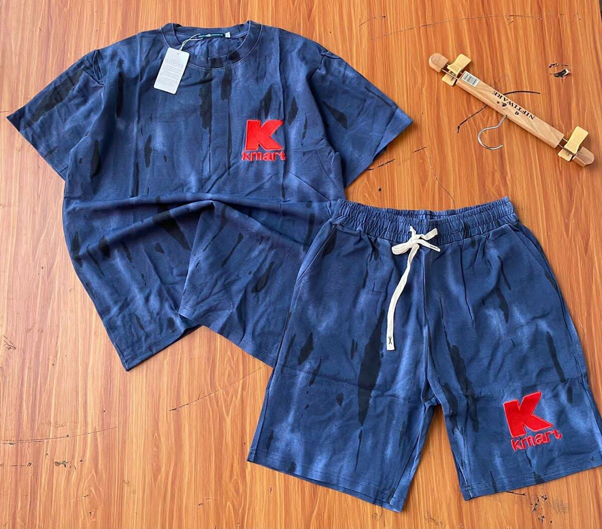 FASHION TOP AND DOWN SHORTS