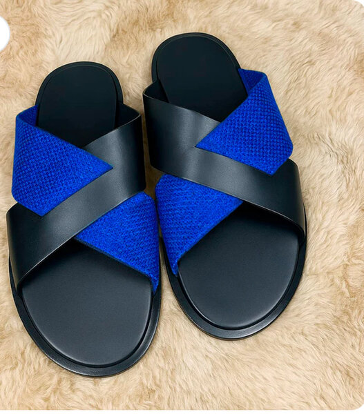 Sandales noires et bleues confort