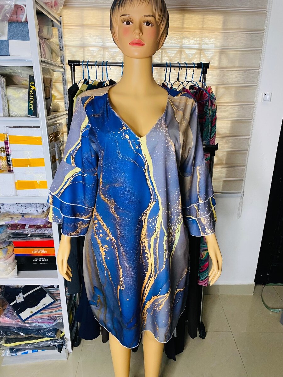 Ladies dress