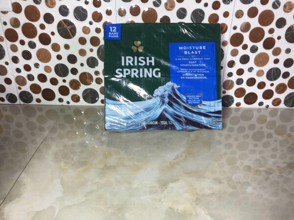 Irish Spring Moisture Blast 12 bar soap
