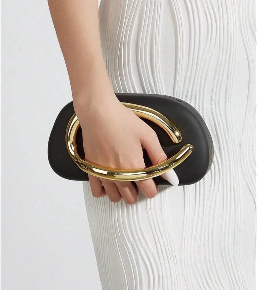 Pochette élégante moderne