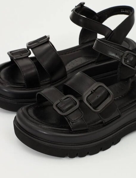 Босоножки черные, 35 р