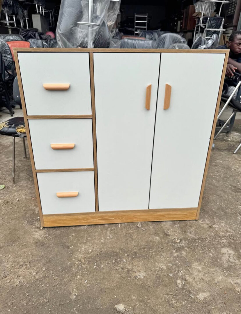 Armoire de rangement moderne