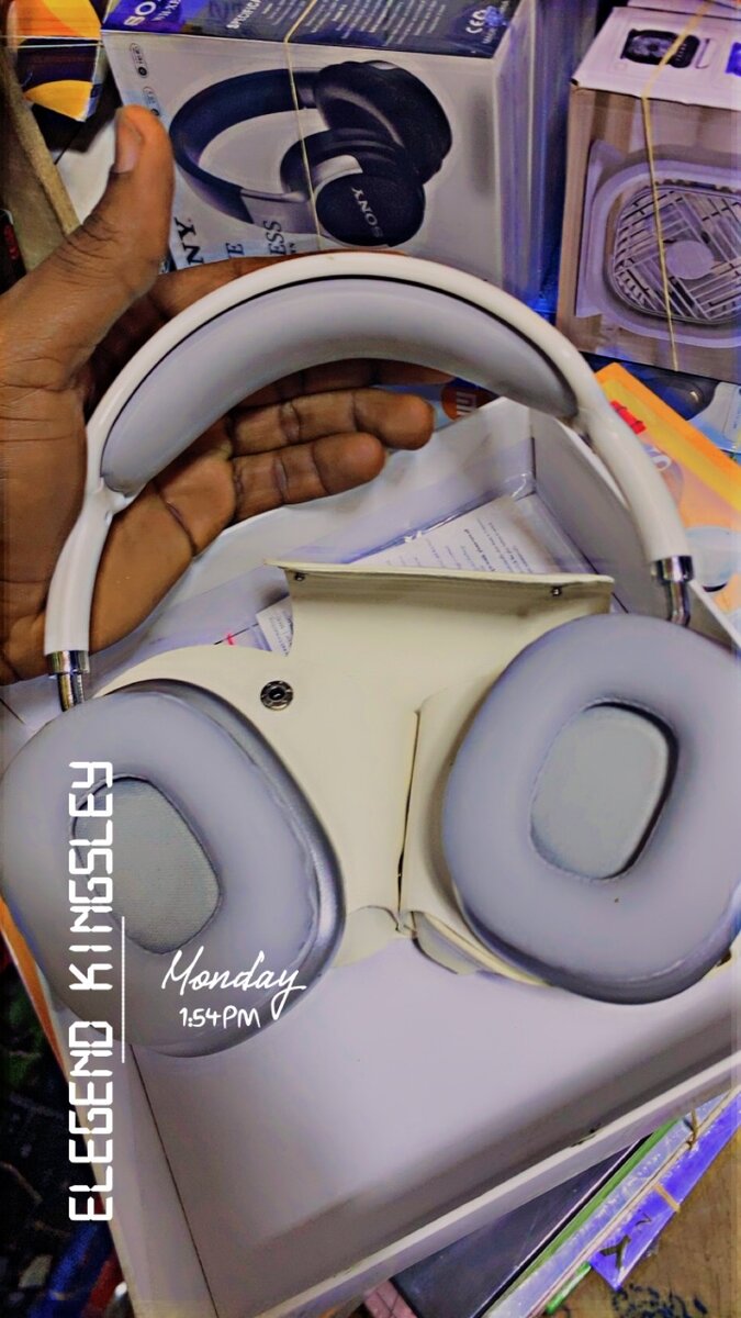 Wireless Over-Ear Headphones