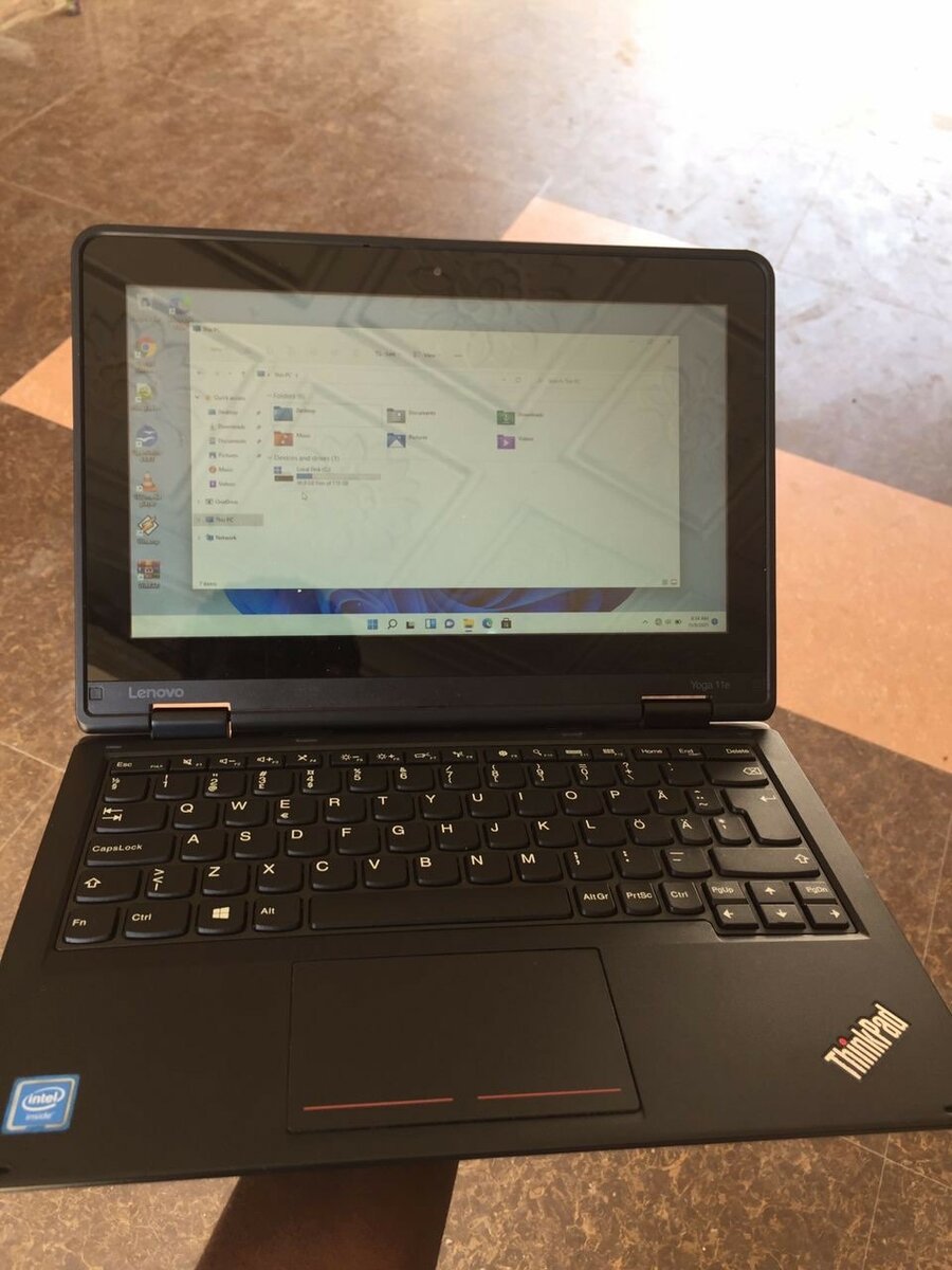 Lenovo Yoga 11e