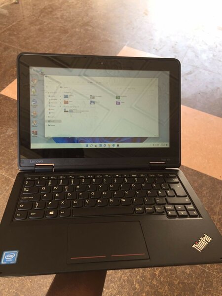 Lenovo Yoga 11e