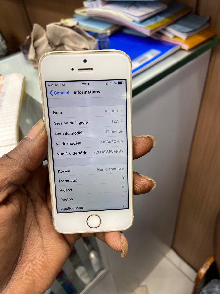 iPhone 5s 16Go disponible