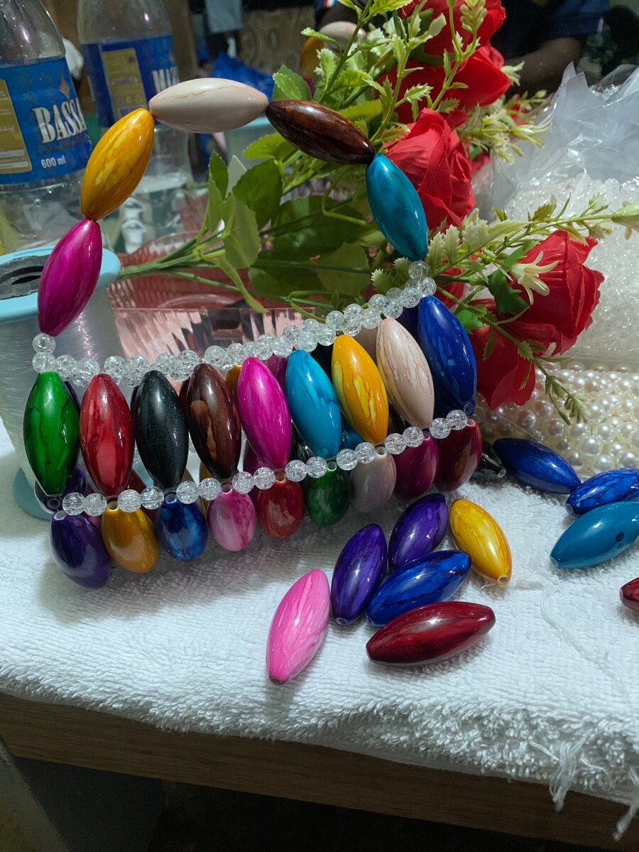 Sac à main perlé artisanal