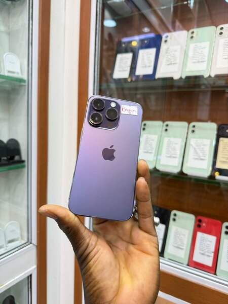 14 Pro 128Go très propre