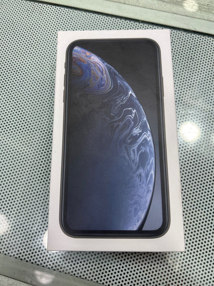 iPhone XR