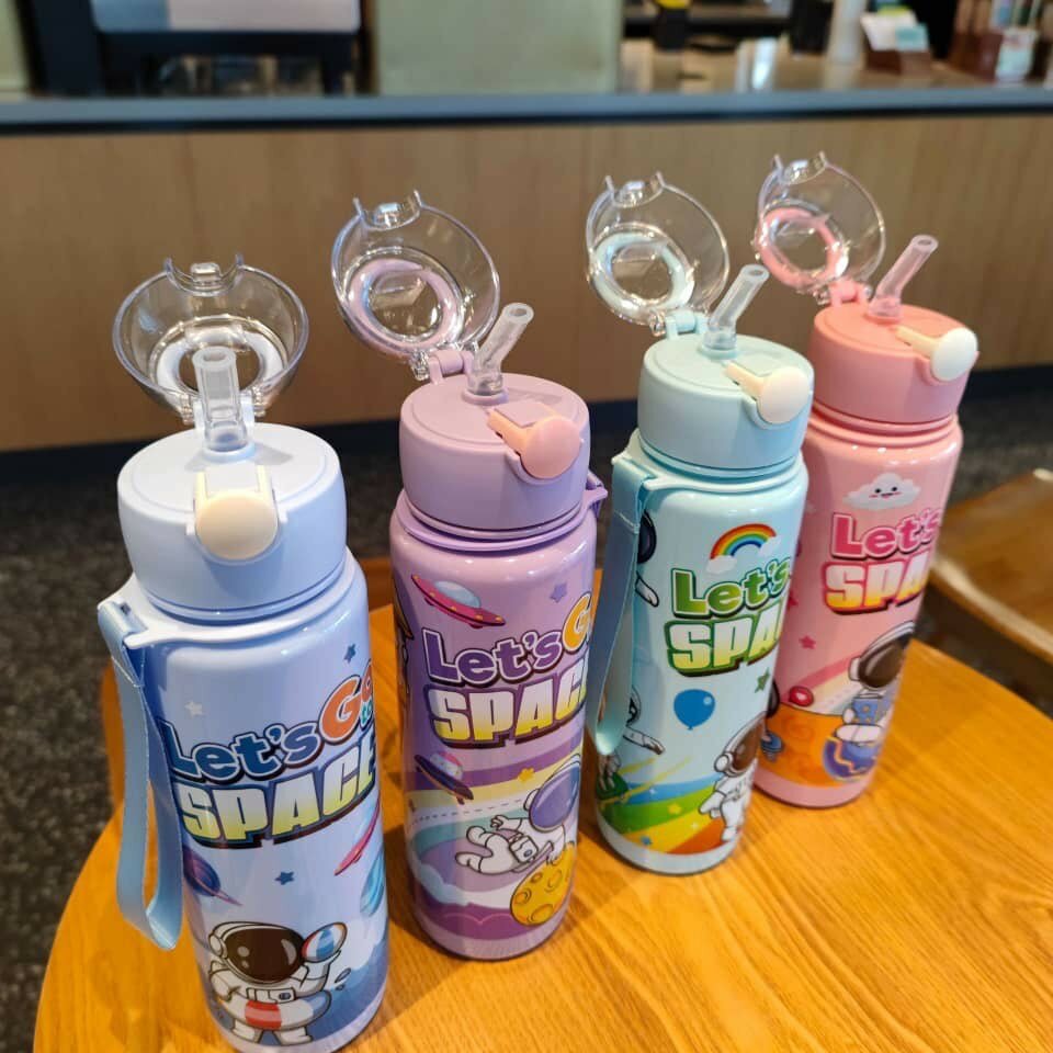 700ml astronaut kids water bottle