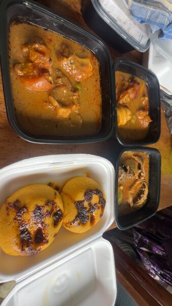 Foufou pattes de bœuf ou poiss