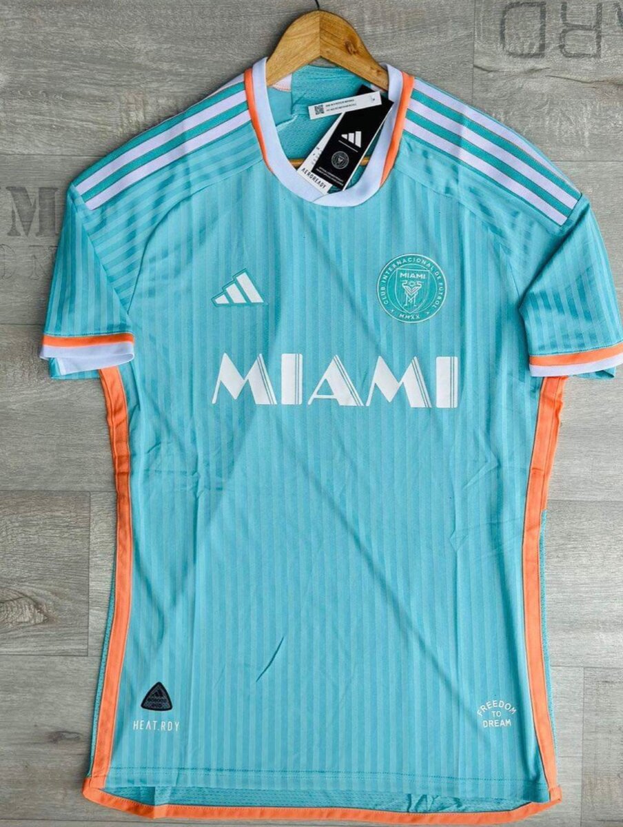 Maillot pro (original, authentique) disponible