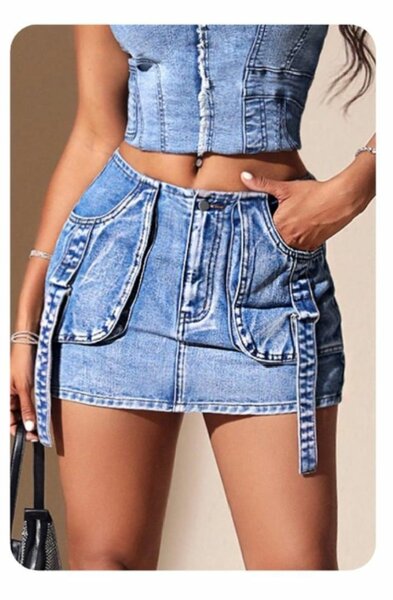 Jupe courte pour jeune fille