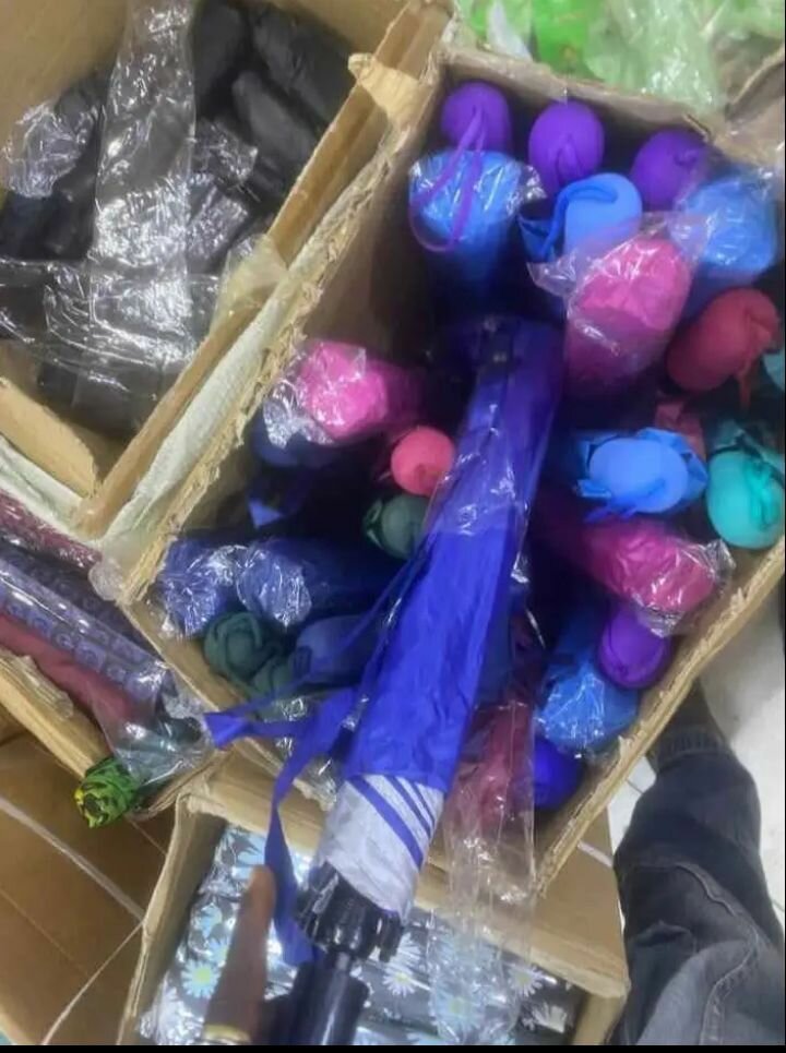 Parapluies colorés pour enfants