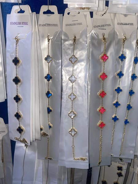 Bracelets en acier inoxydable colorés