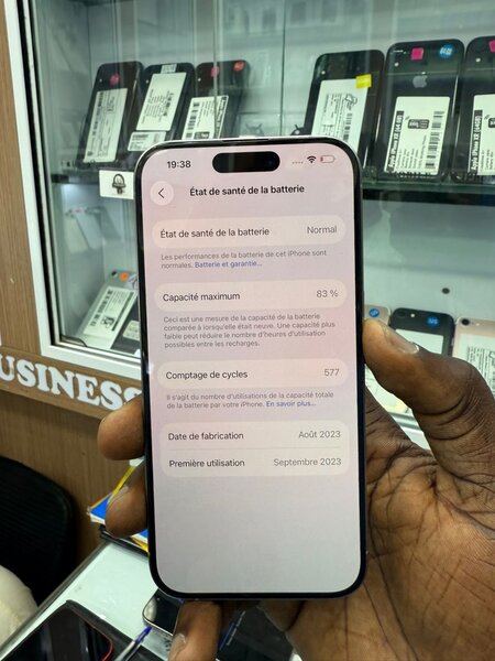 iPhone 15 Pro Argent