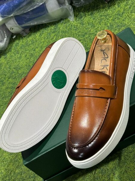 Mocassins en cuir marron