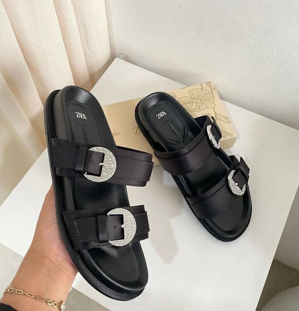 Black slippers