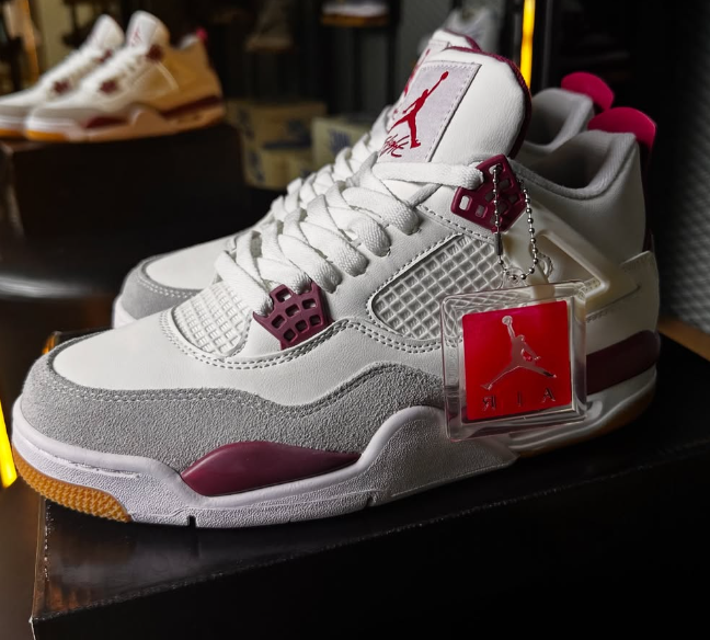 White Air Jordan 4 retro