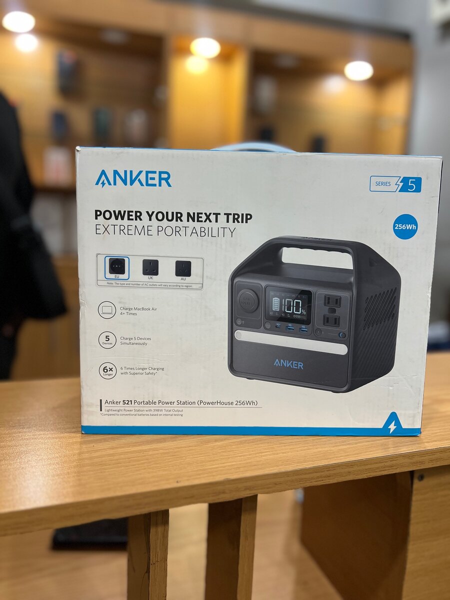 ANKER portable power station