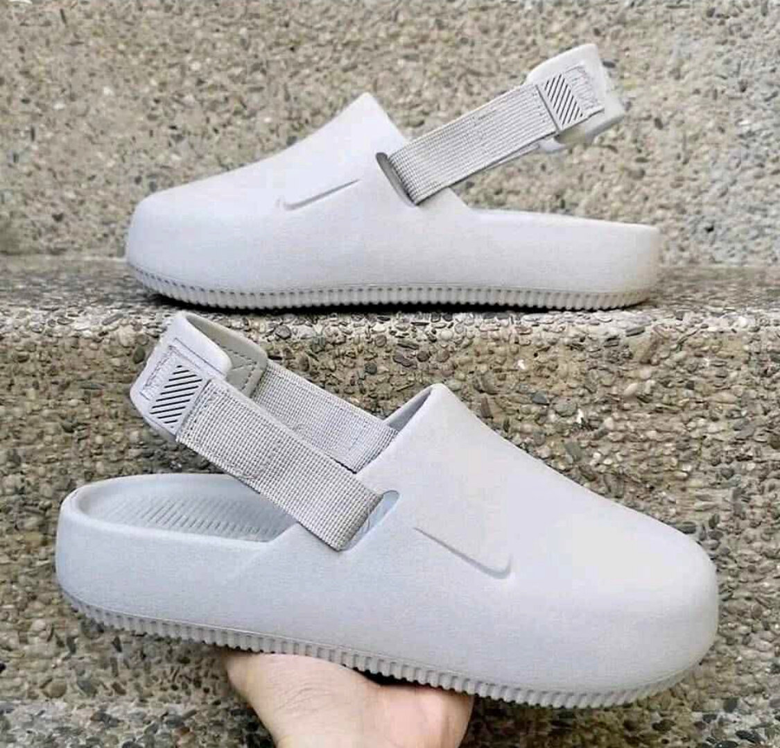 Sandales en cuir confortables