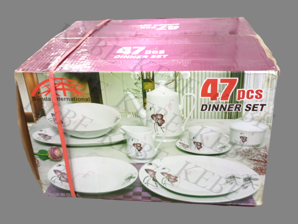 Ensemble porcelaine 47 pièces