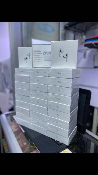 Airpods 3 Rd generation with no rubbers