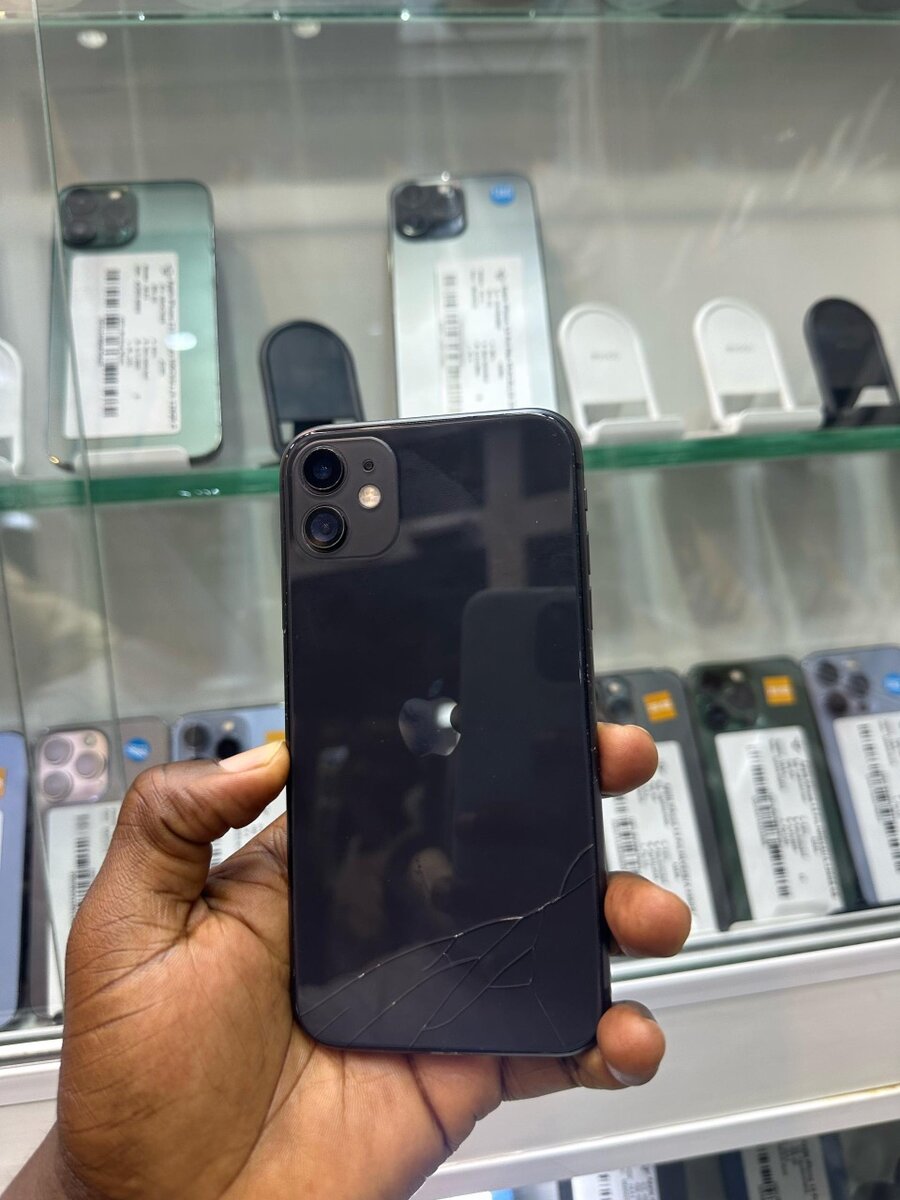 11 simple 128giga dos fissuré