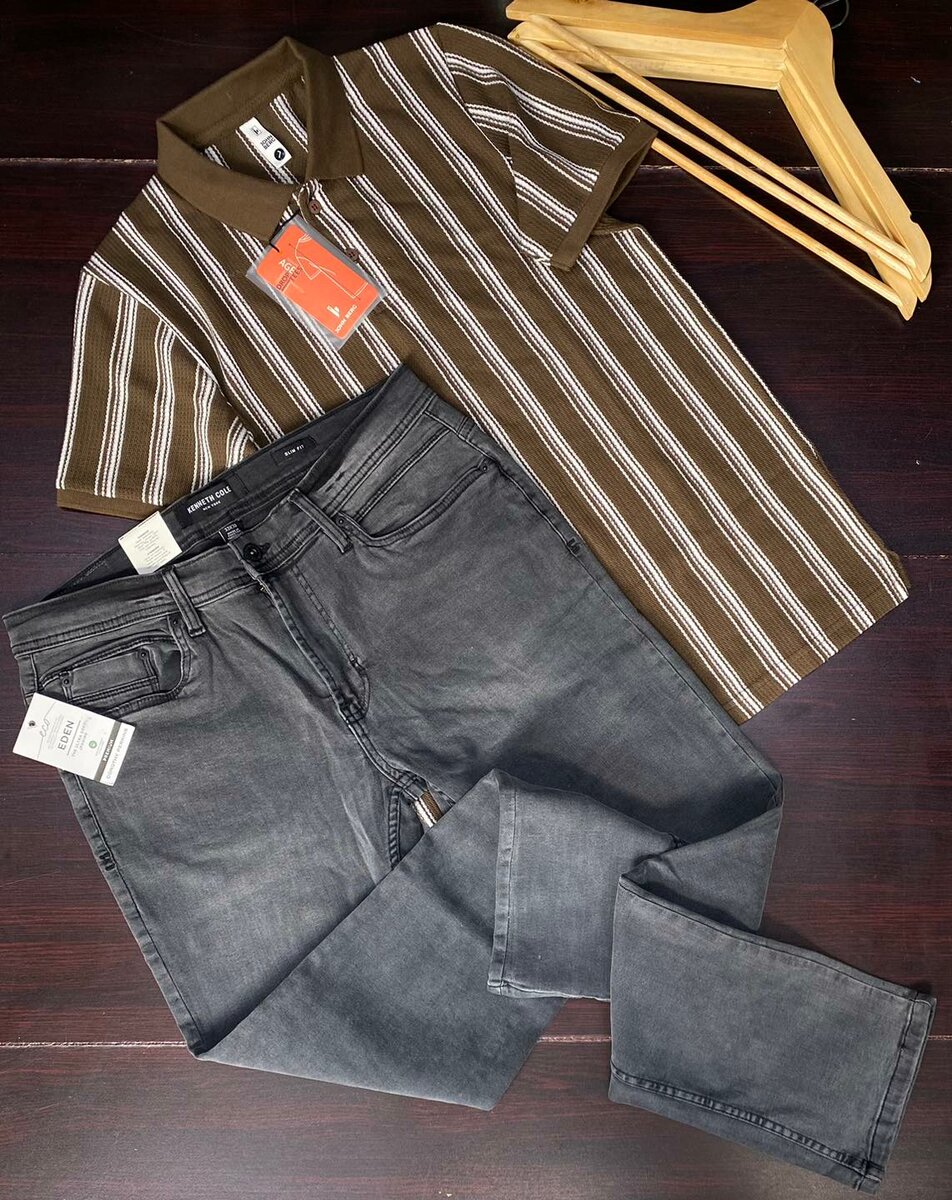 Jeans and T-shirt combo