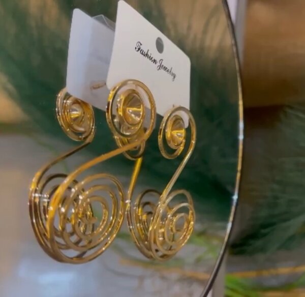 Multifunctional Earring