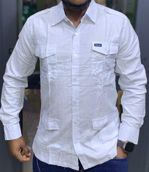 Chemise blanche élégante homme