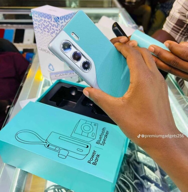 Brand new boxed TECNO CAMON 40