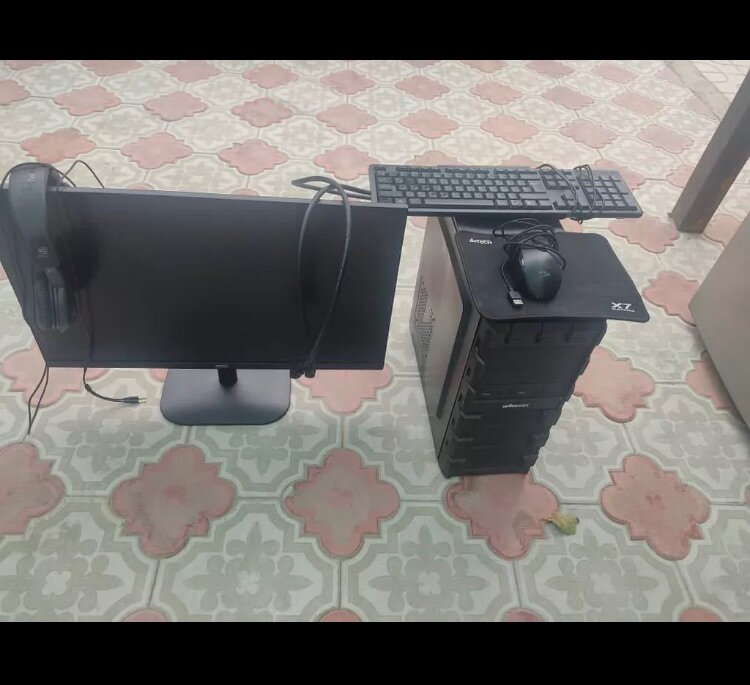 Intel(R) Core(TM) i5 - 6400 24 дюймов Опер. память 16 гб,ССД