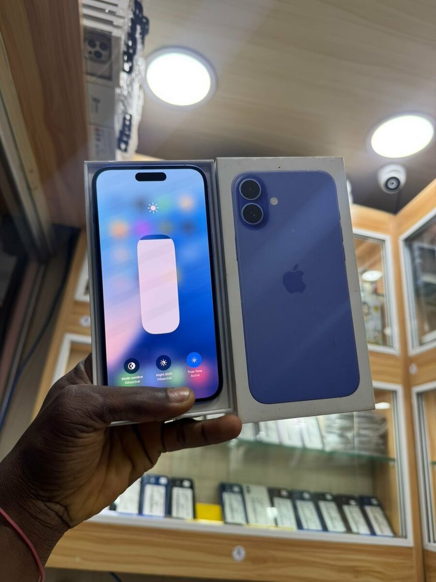 iPhone 16 Bleu 128 Go