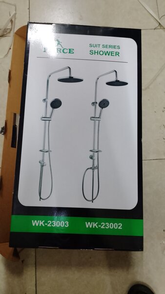 Colonne de douche moderne