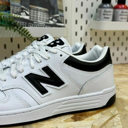 X 480 'EYE - WHITE BLACK'