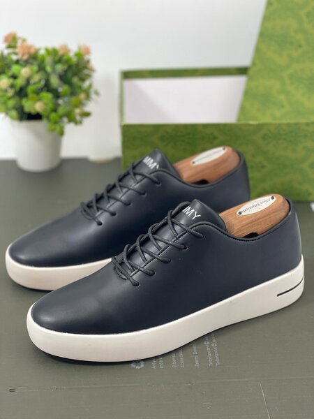 LACOSTE BLACK AND WHITE