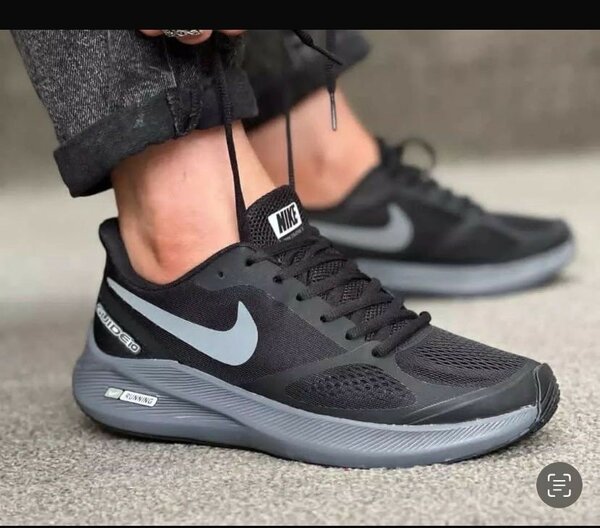 Tenis Nike