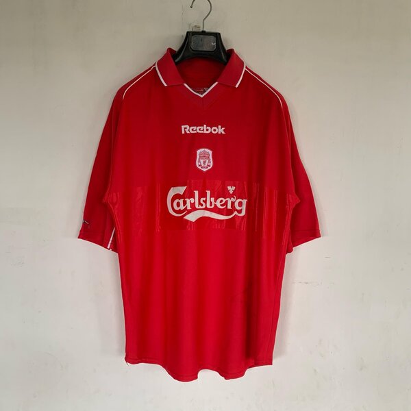 T-Shirt, Chemise, Et autres