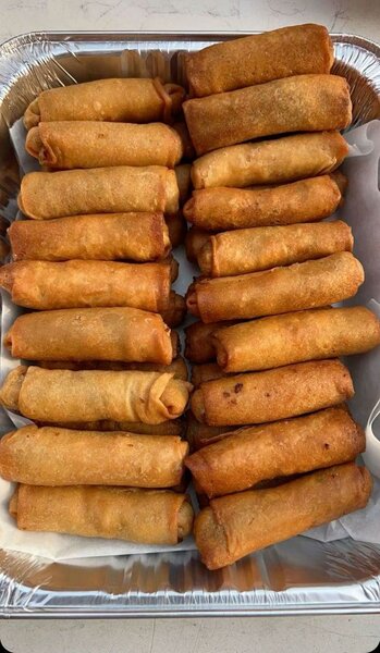 Grand boxe de nems croustillan