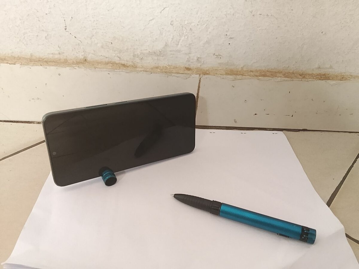 3 Stylos multifonctions - LED